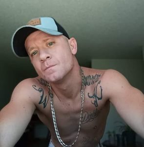 Meet your Posher, Coy